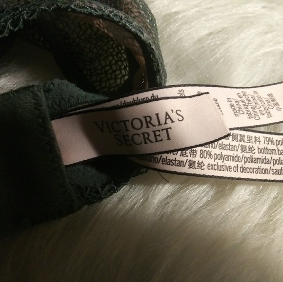 Dream Angels top NWOT final price lace - Picture 6 of 9